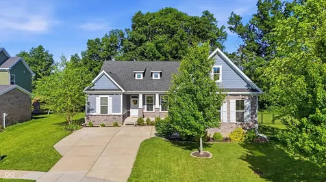 1736 Chateaux Trace Greenwood IN 46143