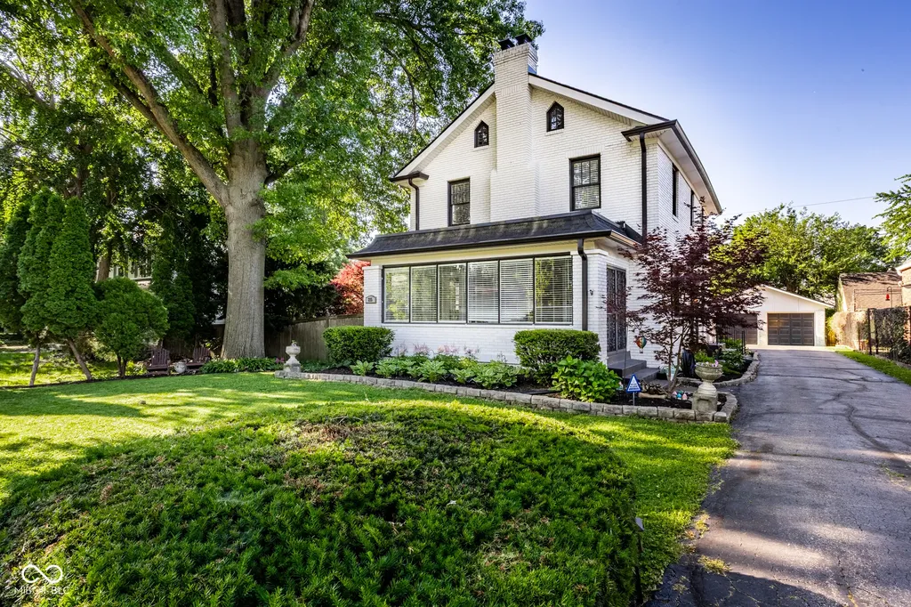 215 Berkley Road Indianapolis IN 46208