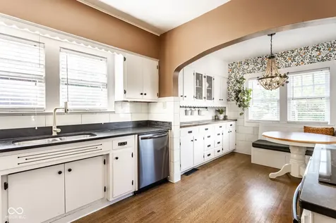 215 Berkley Road Indianapolis IN 46208