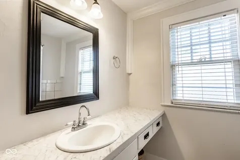 215 Berkley Road Indianapolis IN 46208