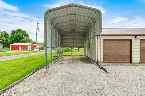 9405 N County Road 150 E Pittsboro IN 46167