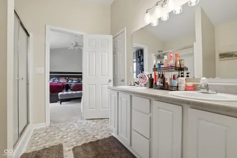 2536 Lorentson Court Kokomo IN 46901