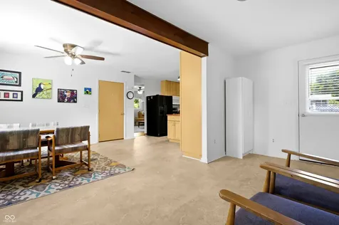 3067 Hawcreek Boulevard Columbus IN 47203