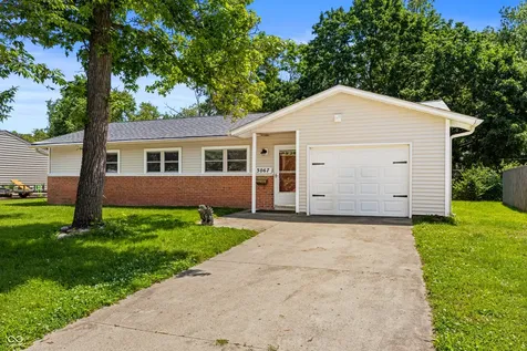 3067 Hawcreek Boulevard Columbus IN 47203