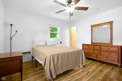 3067 Hawcreek Boulevard Columbus IN 47203
