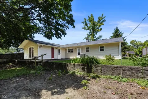 3067 Hawcreek Boulevard Columbus IN 47203