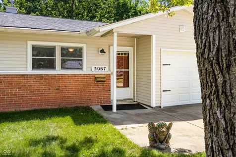 3067 Hawcreek Boulevard Columbus IN 47203
