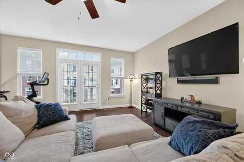336 Neuman Way Carmel IN 46032