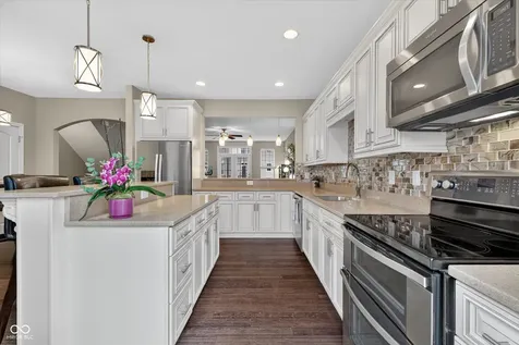 336 Neuman Way Carmel IN 46032