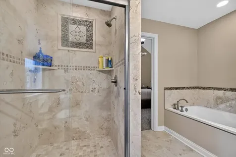 336 Neuman Way Carmel IN 46032
