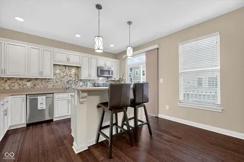 336 Neuman Way Carmel IN 46032