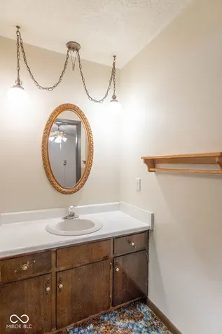 8426 Mandan Court Indianapolis IN 46217