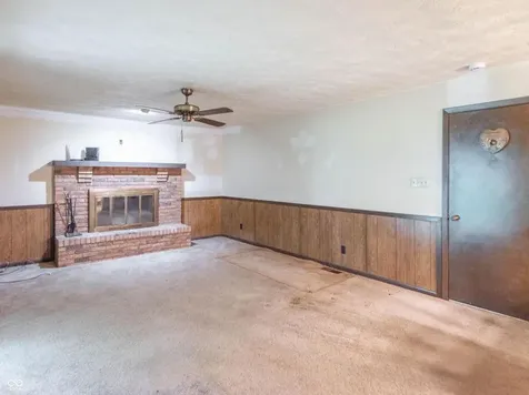 8426 Mandan Court Indianapolis IN 46217