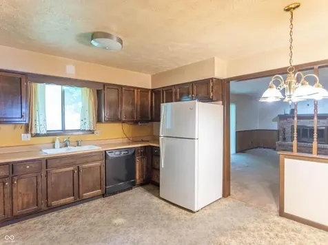 8426 Mandan Court Indianapolis IN 46217