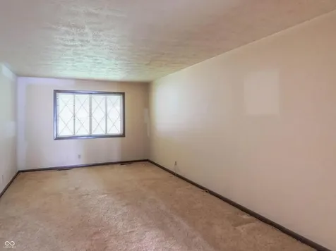 8426 Mandan Court Indianapolis IN 46217