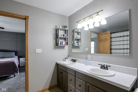 3907 Arnold Avenue Martinsville IN 46151