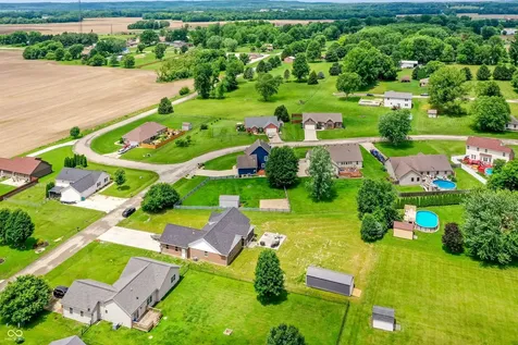 3907 Arnold Avenue Martinsville IN 46151