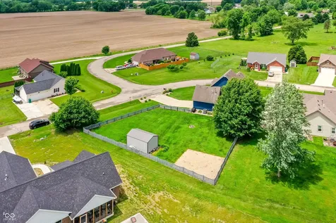 3907 Arnold Avenue Martinsville IN 46151