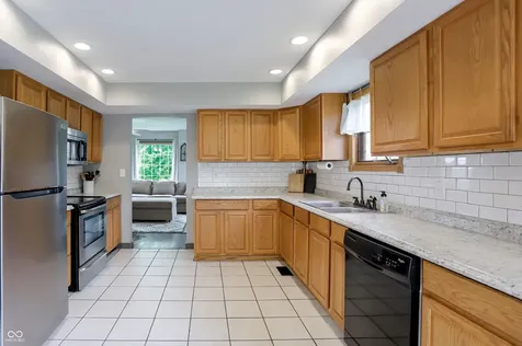 3907 Arnold Avenue Martinsville IN 46151
