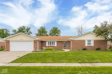 4730 Woodcrest Drive Columbus IN 47203