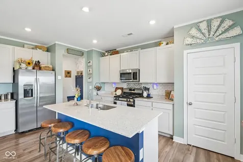 7439 Kensley Place Indianapolis IN 46259