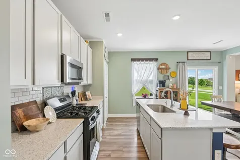 7439 Kensley Place Indianapolis IN 46259