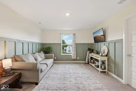 7439 Kensley Place Indianapolis IN 46259