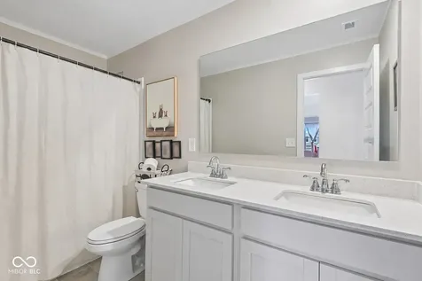 7439 Kensley Place Indianapolis IN 46259