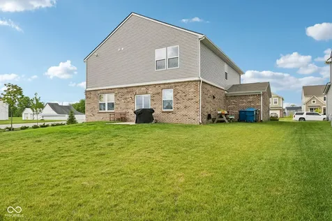 7439 Kensley Place Indianapolis IN 46259