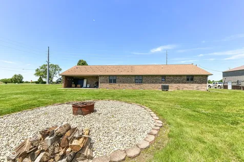 8989 W 1400 N Elwood IN 46036