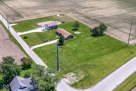 8989 W 1400 N Elwood IN 46036