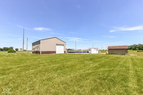 8989 W 1400 N Elwood IN 46036