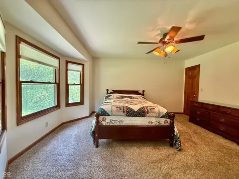 12901 S 550 W Columbus IN 47201