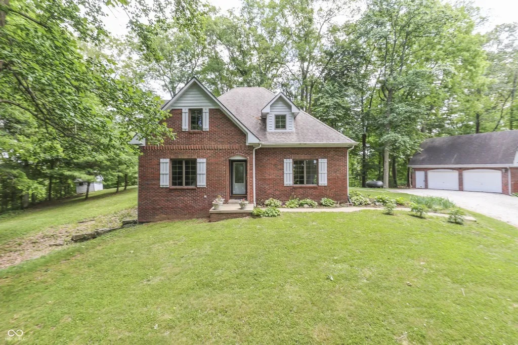 5245 Hickory Grove Road Martinsville IN 46151