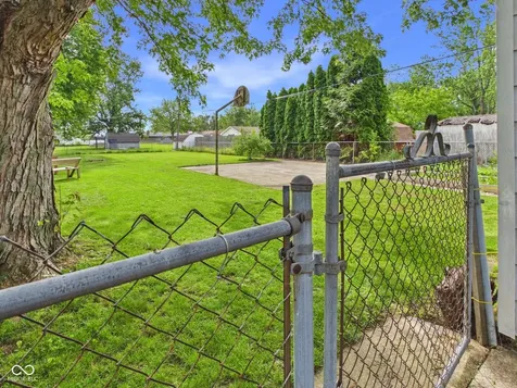 107 Tanglewood Drive Anderson IN 46012