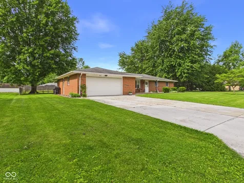 107 Tanglewood Drive Anderson IN 46012