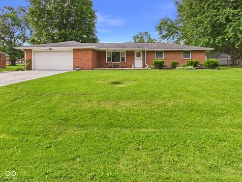 107 Tanglewood Drive Anderson IN 46012
