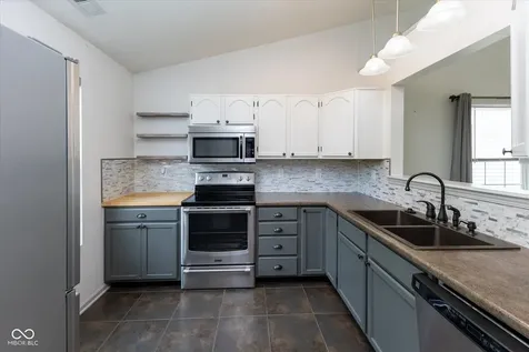 10601 Northern Dancer Drive Indianapolis IN 46234