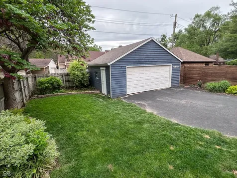 918 Kessler Boulevard East Drive Indianapolis IN 46220