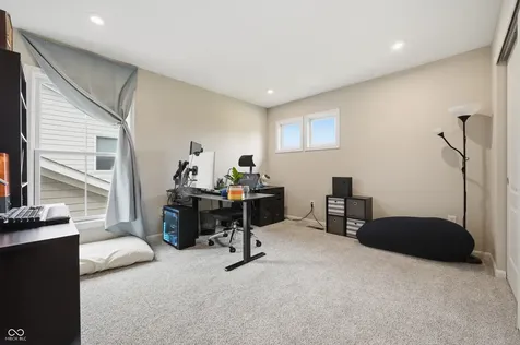 227 Oakhurst Way Westfield IN 46074