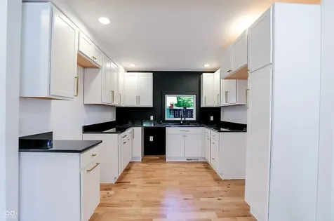1009 Laurel Street Indianapolis IN 46203