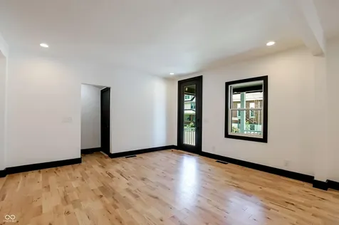 1009 Laurel Street Indianapolis IN 46203