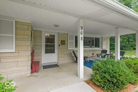 968 N County Road 625 E Avon IN 46123