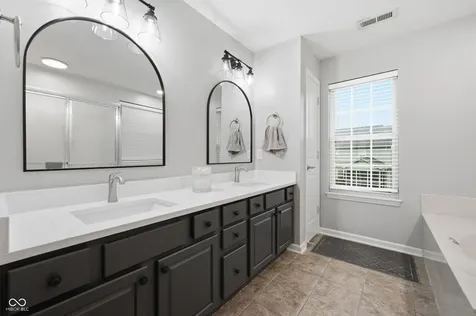 10267 Landis Boulevard Fishers IN 46040