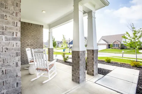 4866 W Jamestown Trace New Palestine IN 46163