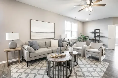 4866 W Jamestown Trace New Palestine IN 46163
