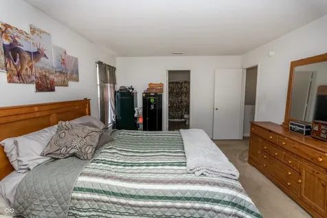 1611 Carriage Circle Shelbyville IN 46176