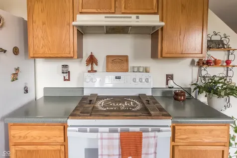 1611 Carriage Circle Shelbyville IN 46176