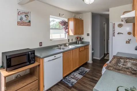 1611 Carriage Circle Shelbyville IN 46176