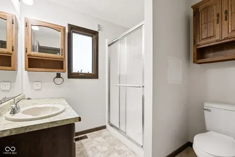 1186 S 200 E Kokomo IN 46902